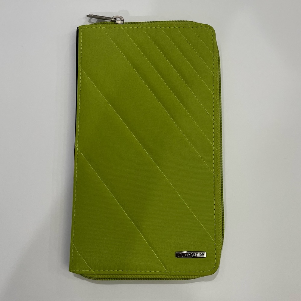 Samson it’s Travel Passport Wallet